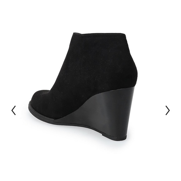 NEW**SO scallop Black Bootie SIZE 7.5 - Picture 3 of 5